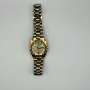 Women’s  gold seiko watch